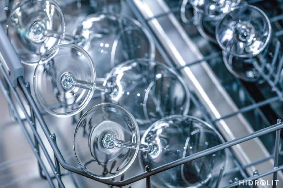 ¿Cómo funcionan los ablandadores de agua?