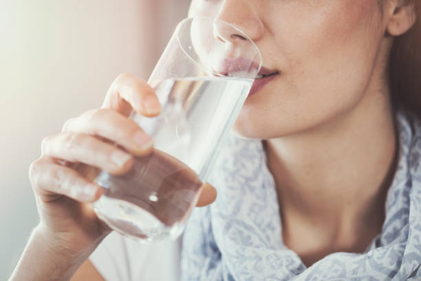Cómo desinfectar agua para consumo humano